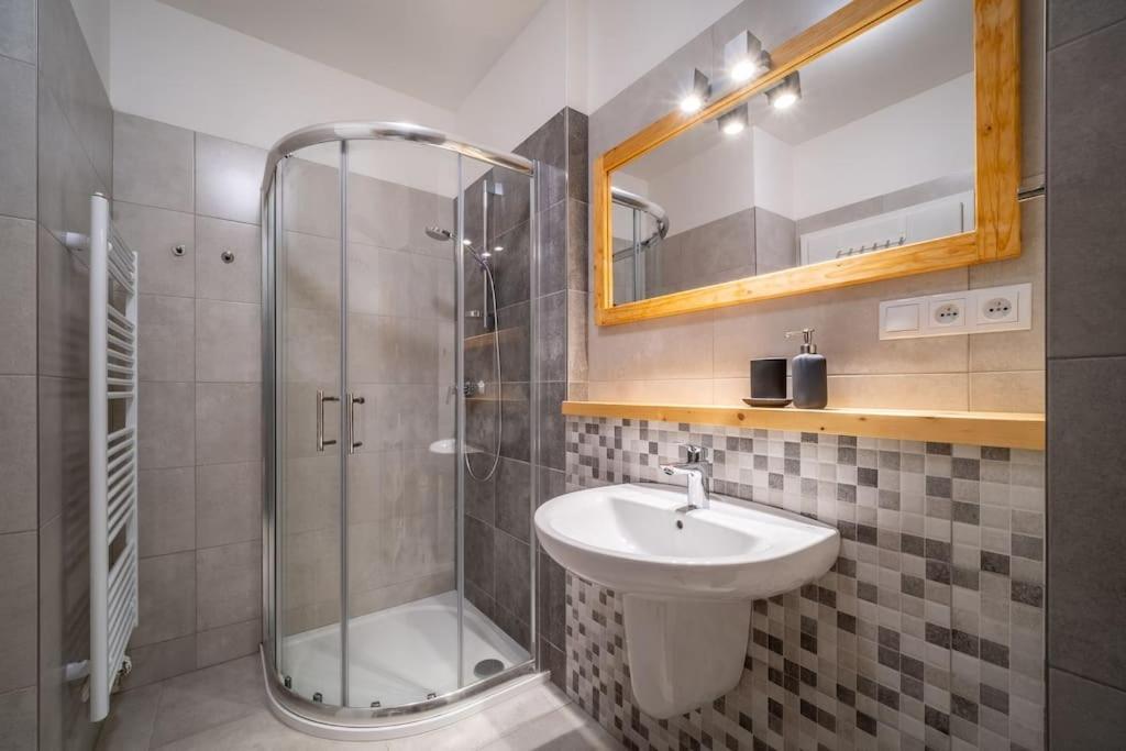 Private Cozy And Quiet Apartment Lipno nad Vltavou Eksteriør bilde
